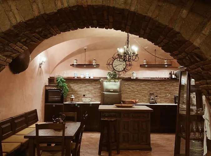 Residenza Tritone Luxury Trevi Fountain Tatil Evi *